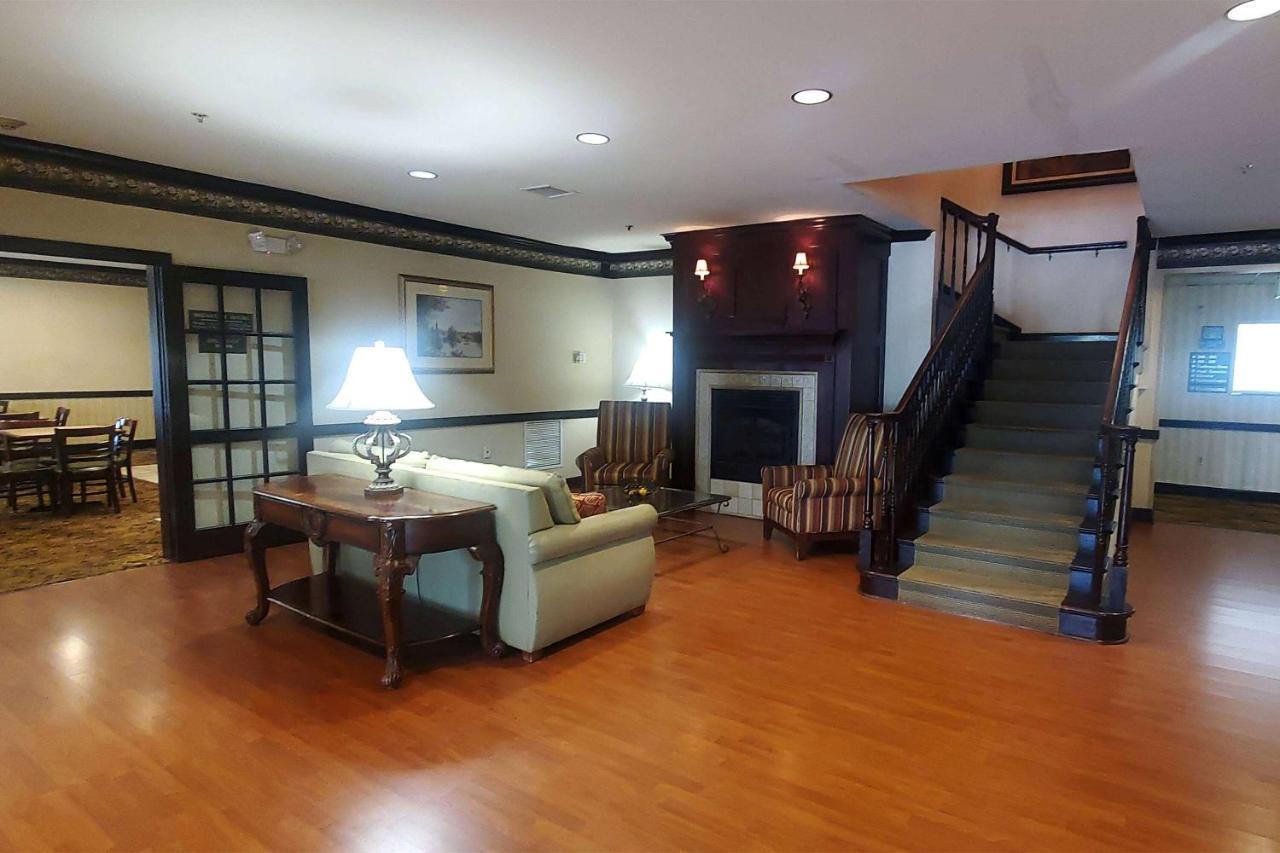 Wingate By Wyndham Youngstown - Austintown Esterno foto