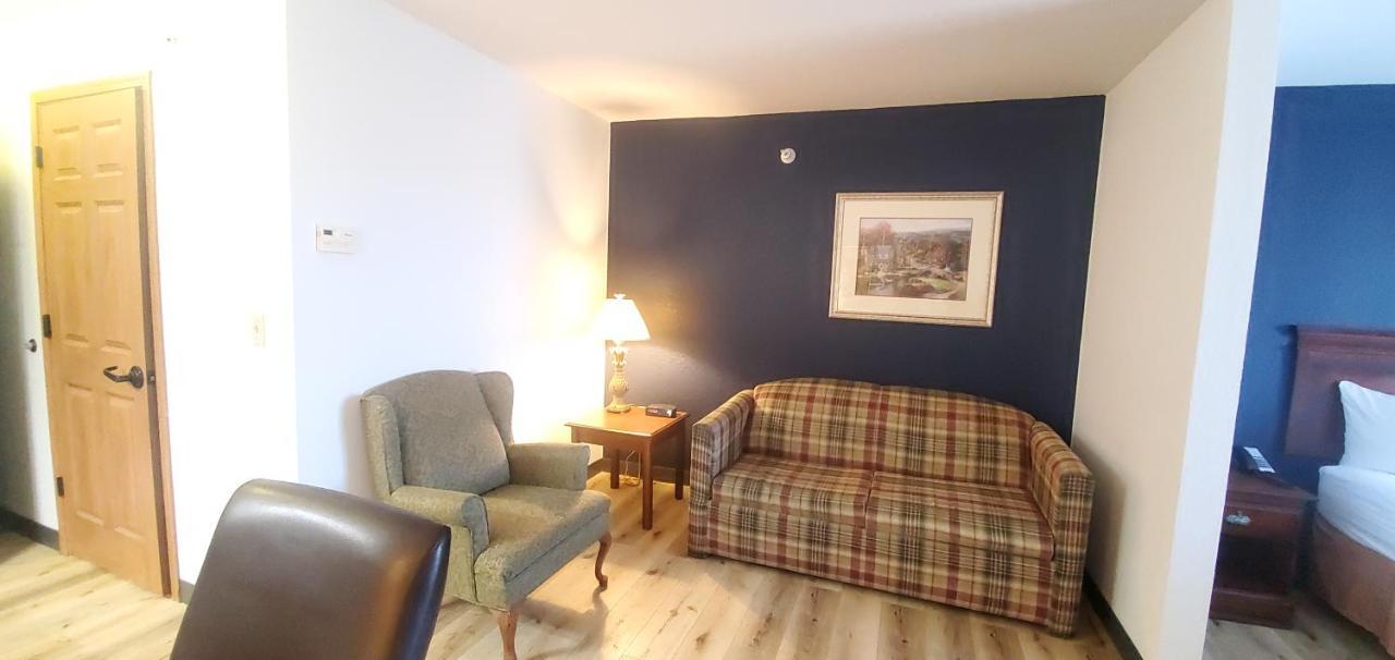 Wingate By Wyndham Youngstown - Austintown Esterno foto